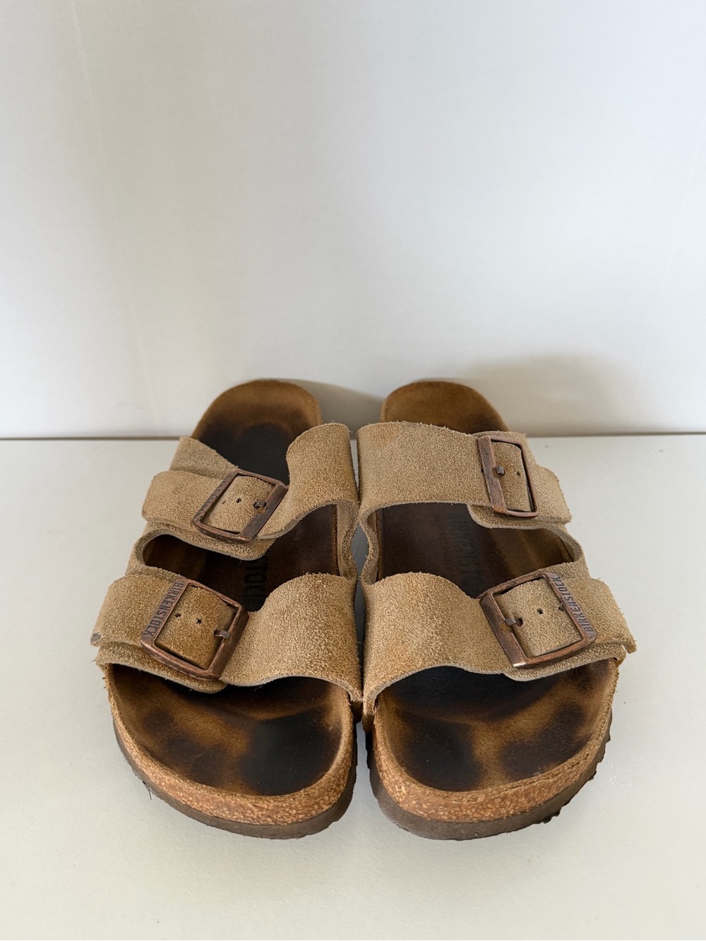 Birkenstock Women’s Arizona Suede Sandals in Taupe Size 39 or US 8-8.5 - Picture 3 of 6